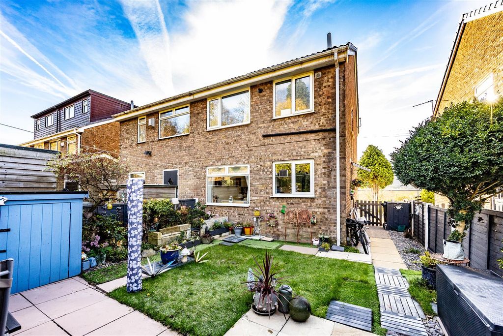 Property photo 2 of 32 35Klcopley-211125-25.Jpg