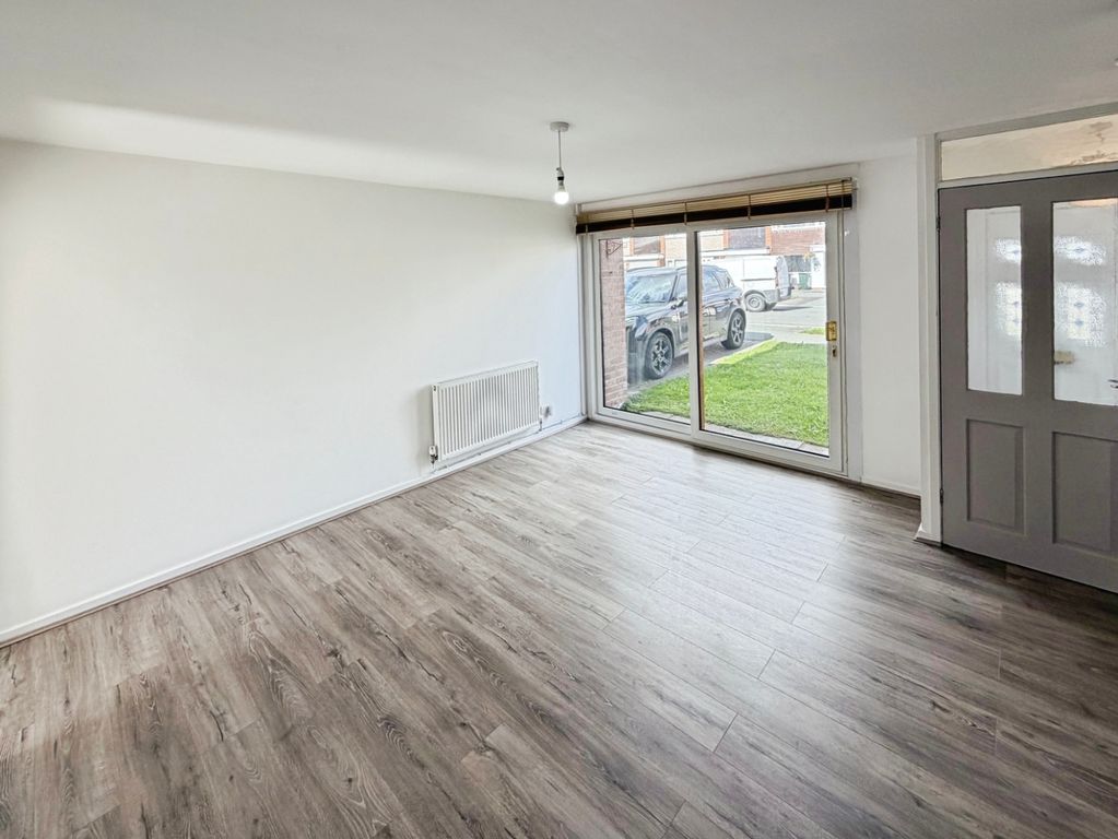 Property photo 2 of 27 Pbox-Img.Jpg