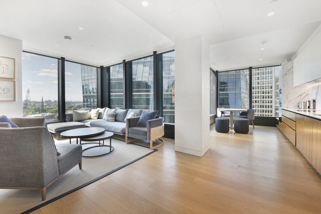 Property photo 1 of 16 Jll