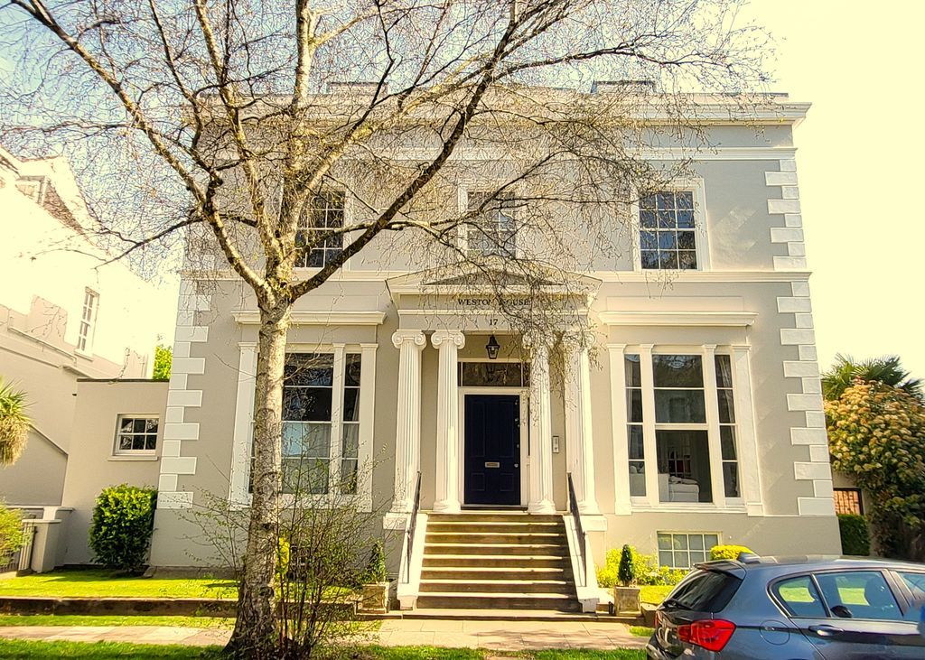 Property photo 1 of 12 Photo 1