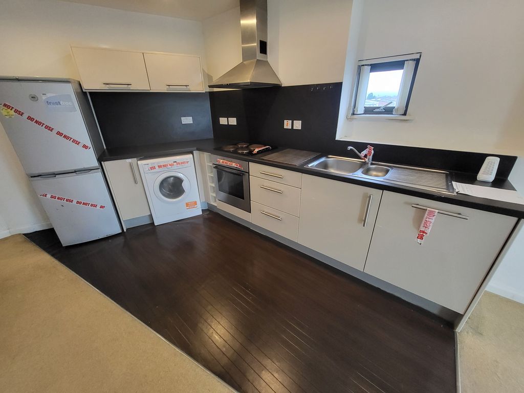 Property photo 2 of 14 Gallery