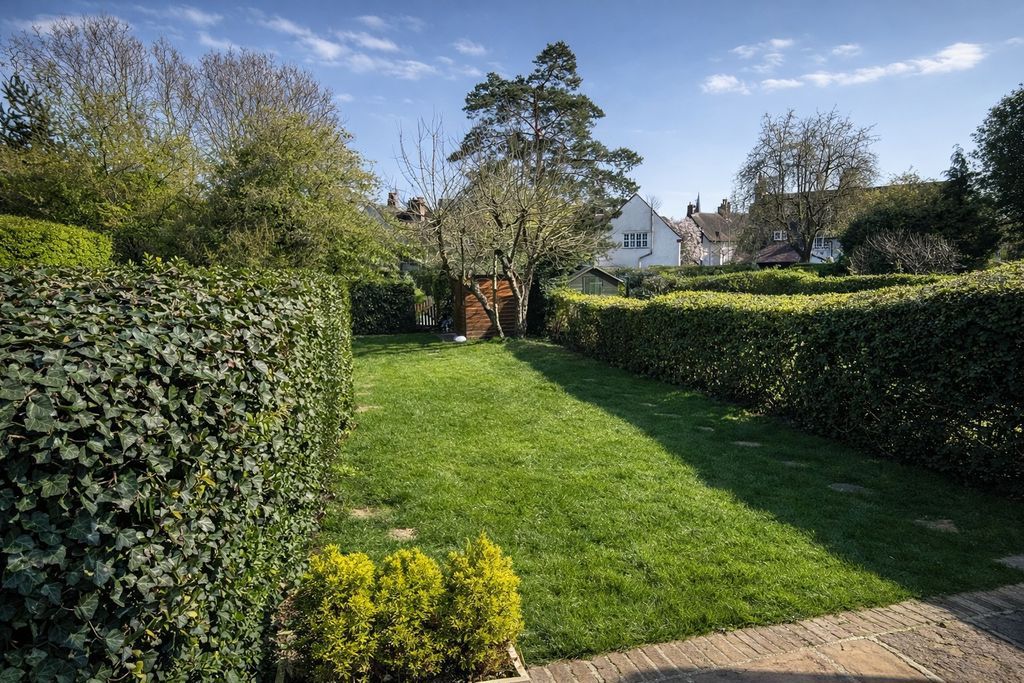 Property photo 2 of 8 Photo 6