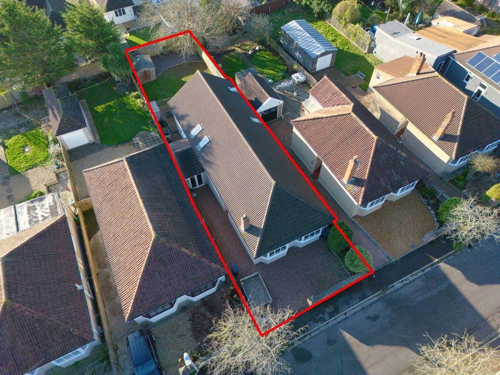 Property photo 1 of 39