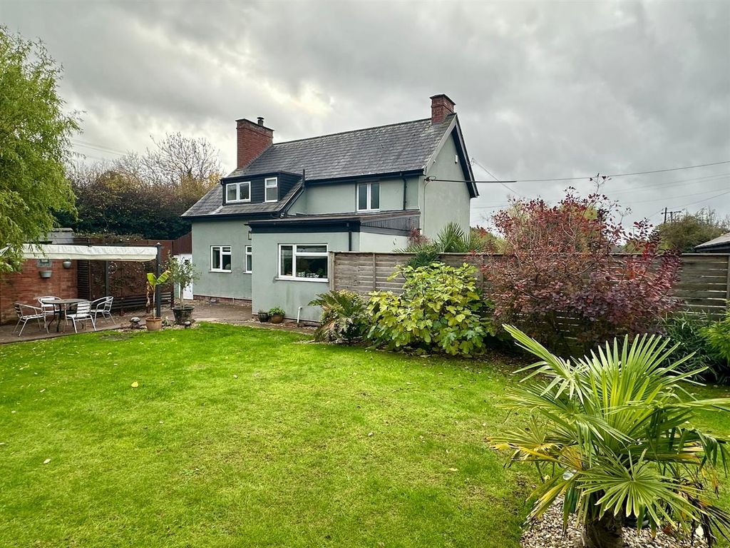 Property photo 3 of 23