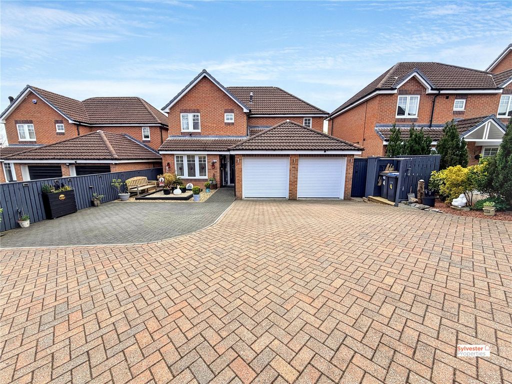 Property photo 1 of 34 Picture No. 32
