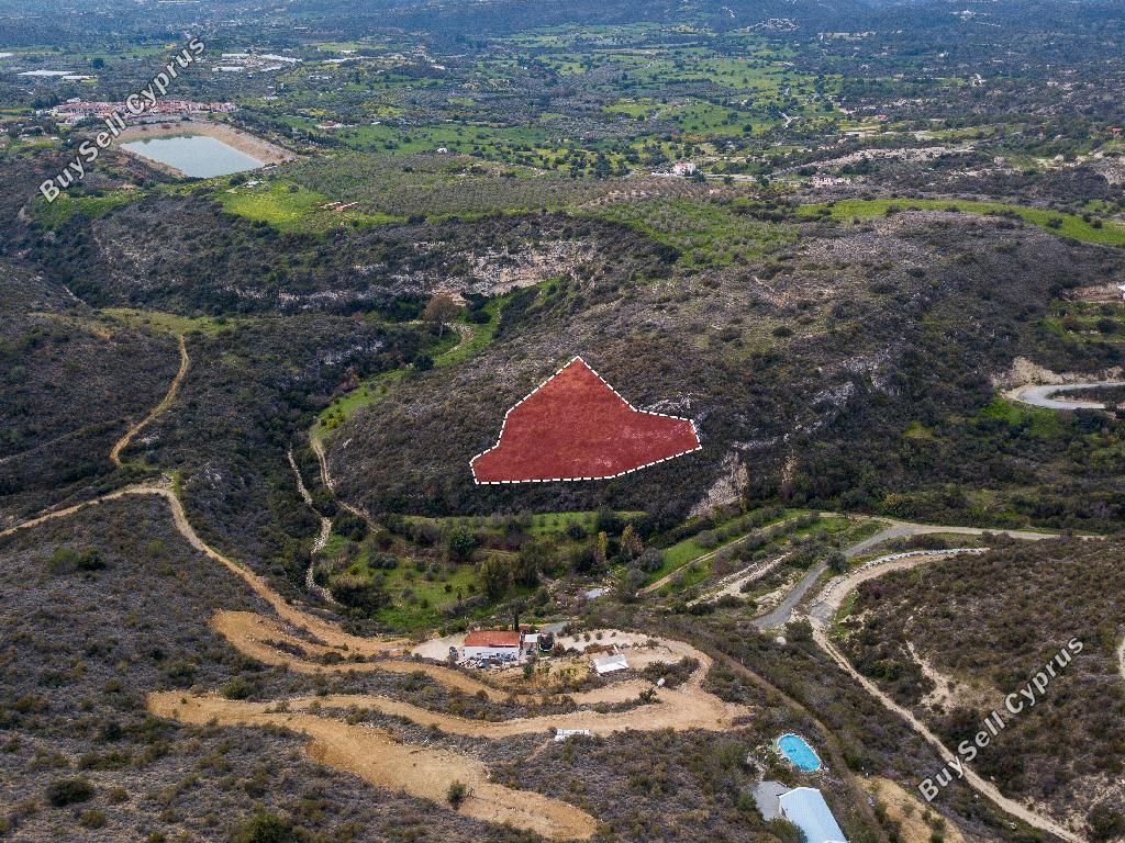 Property photo 3 of 11