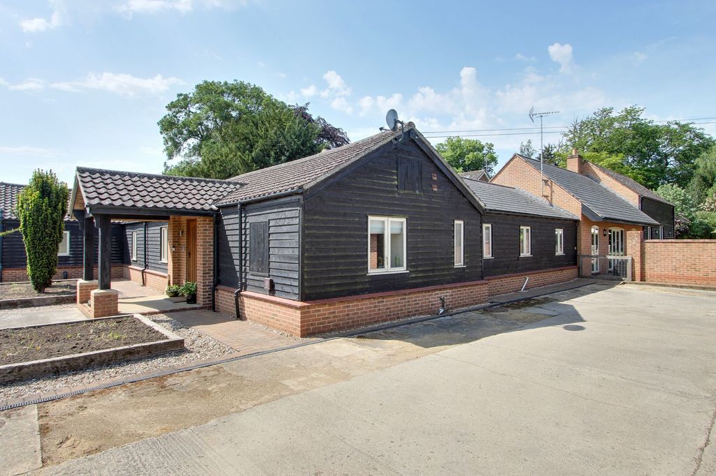 Property photo 1 of 45