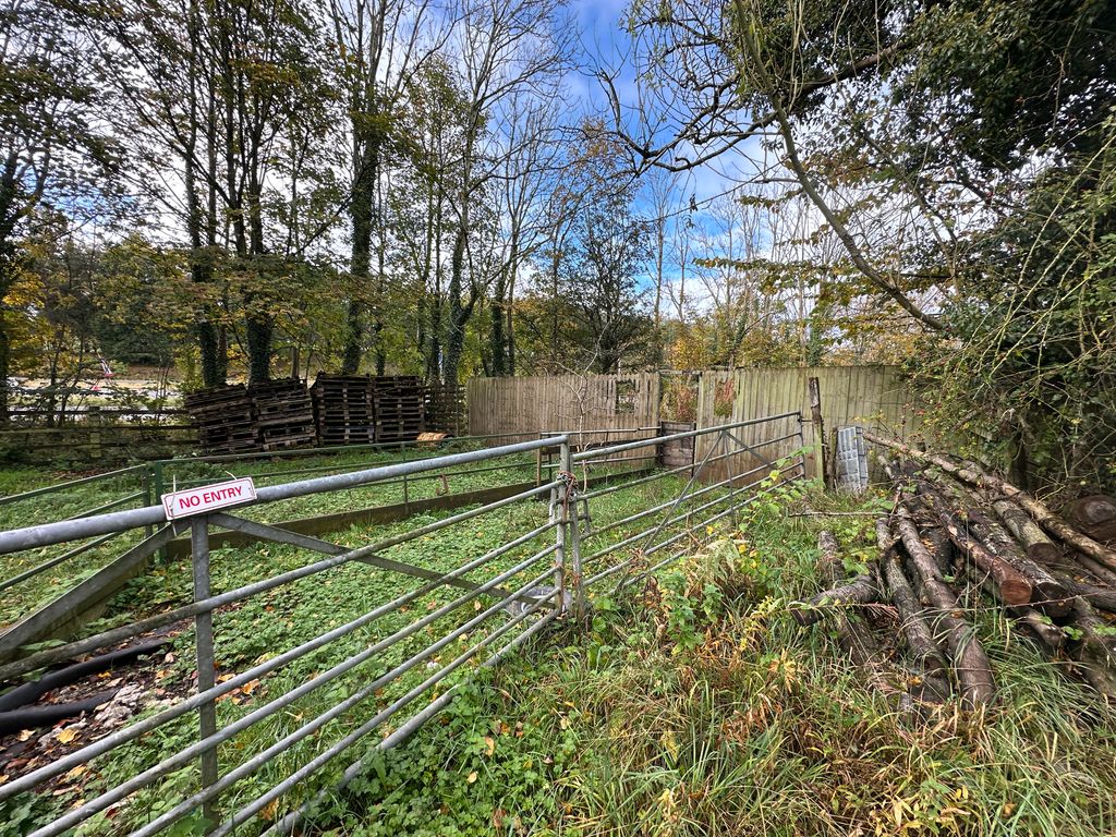 Property photo 2 of 4