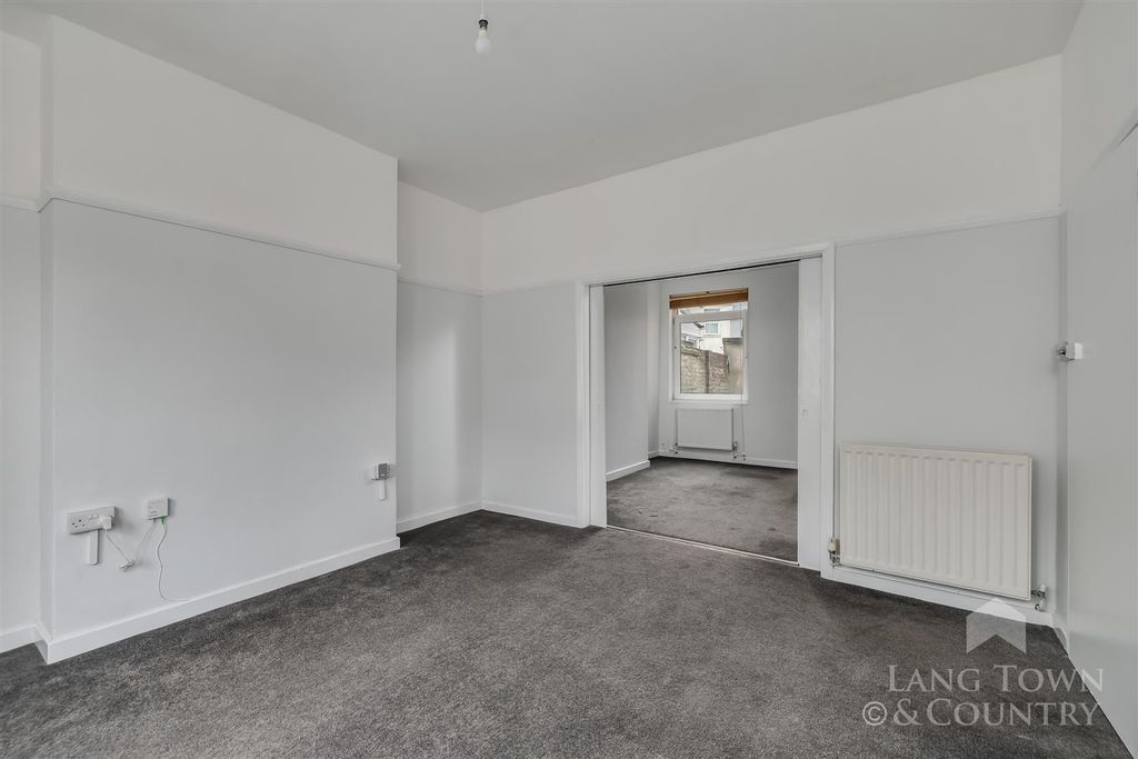 Property photo 3 of 7 0016.Jpg