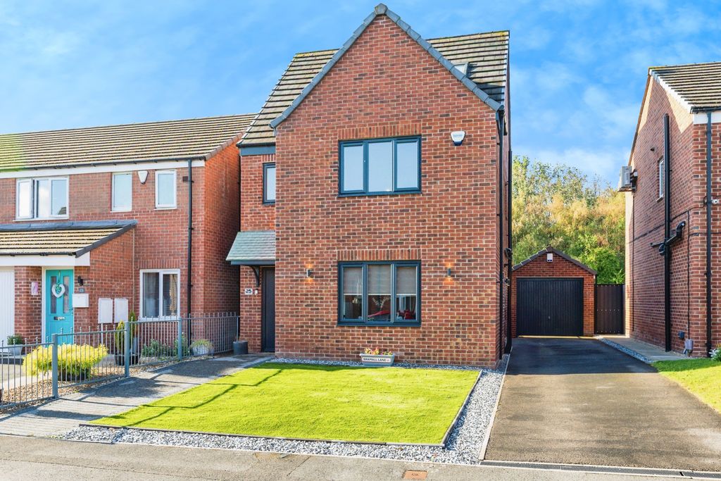 Property photo 2 of 20 2A8A0900-2-1031