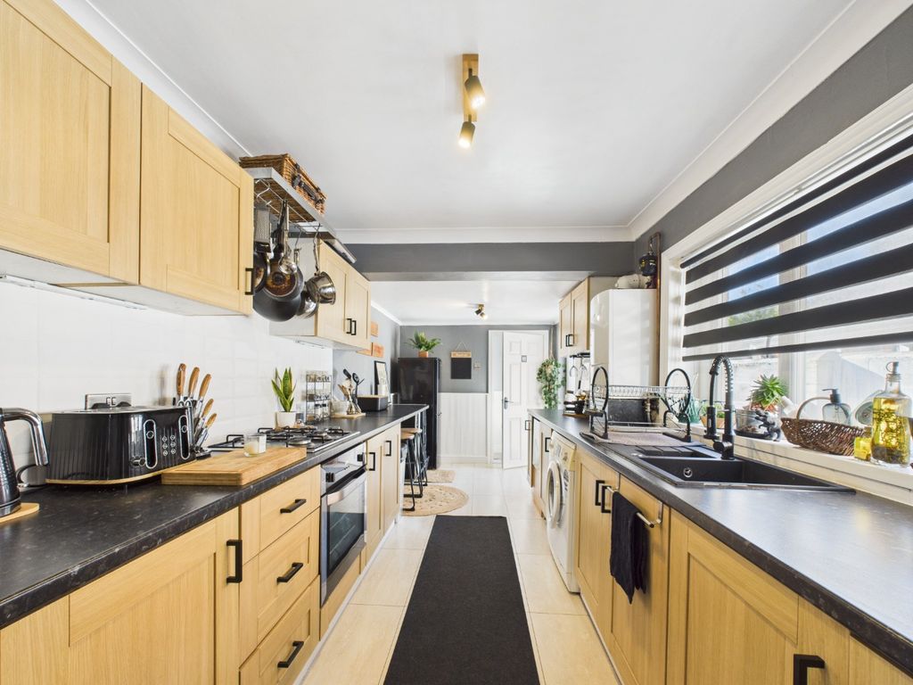 Property photo 2 of 20 4525614