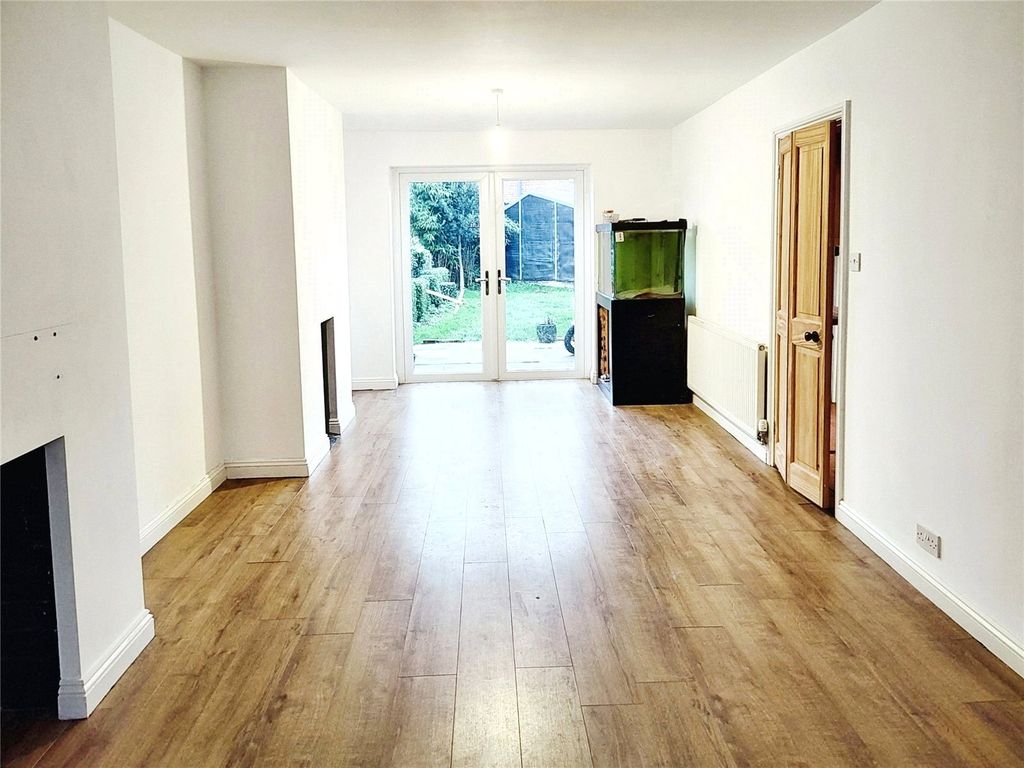 Property photo 2 of 9 Lounge/Diner