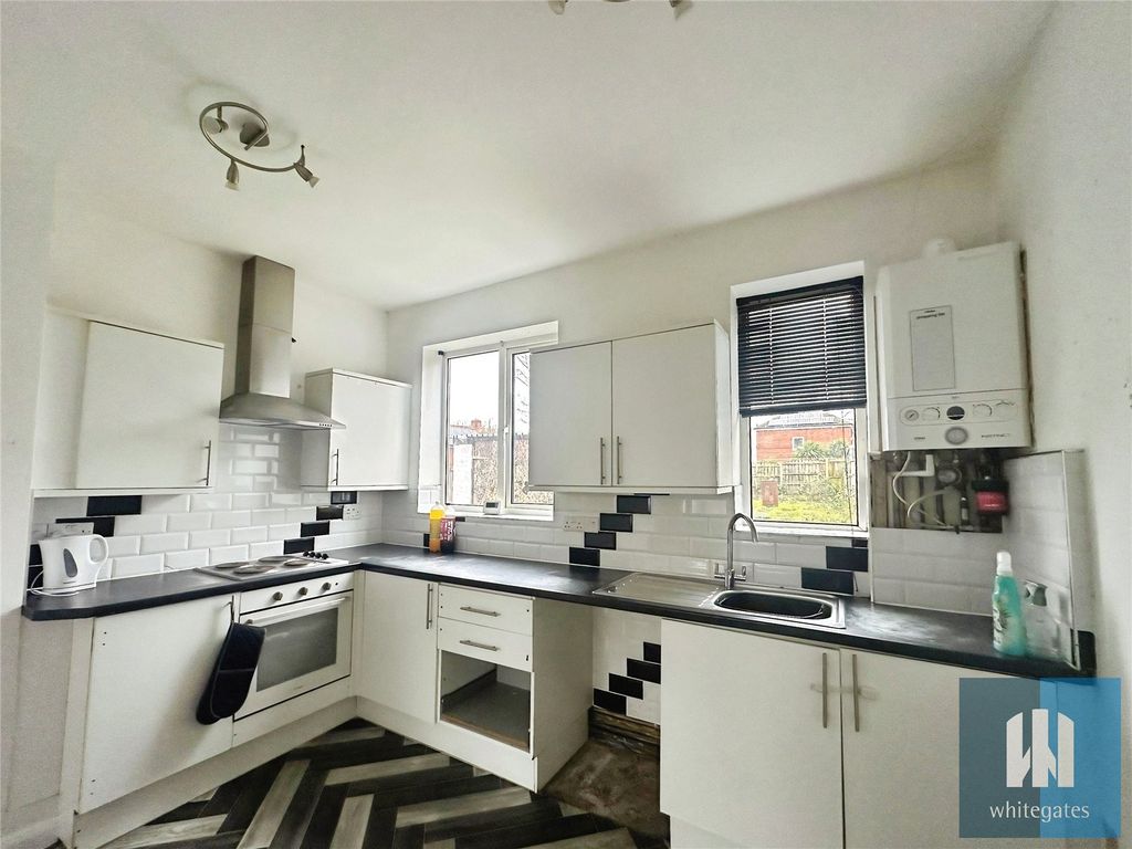 Property photo 3 of 14 Picture No. 05