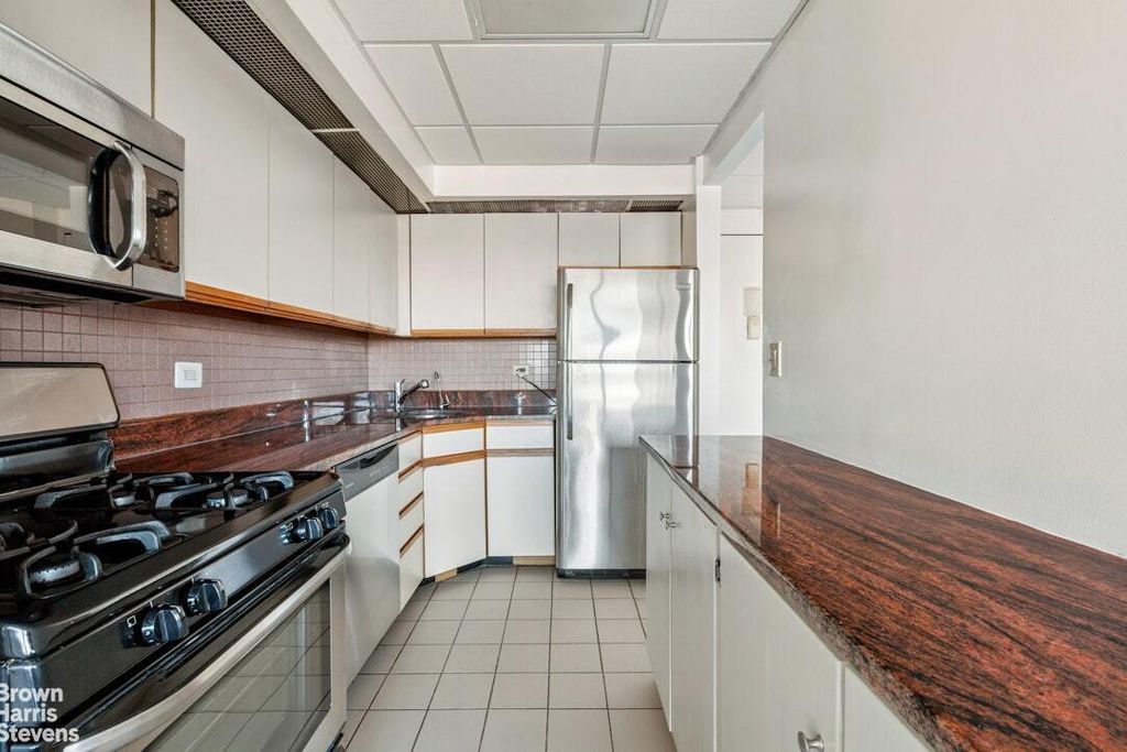 Property photo 3 of 13 <Alttext/>