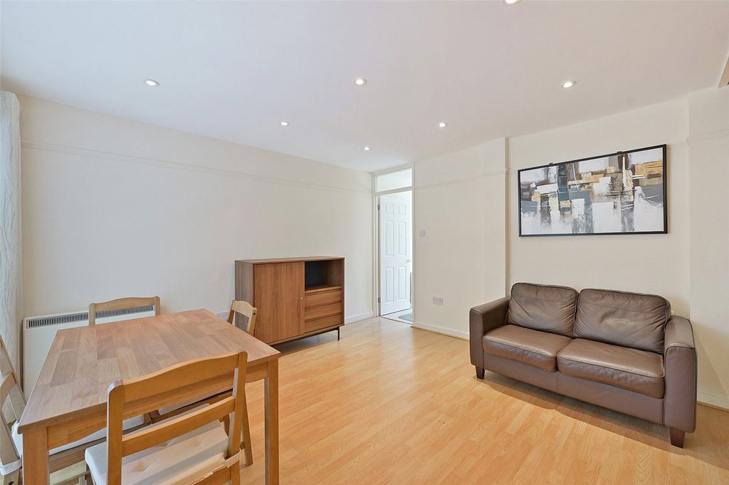 Property photo 3 of 9 Picture No. 07
