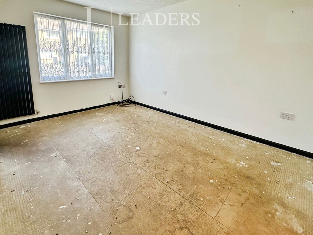 Property photo 3 of 11 Pbox-Img.Jpg