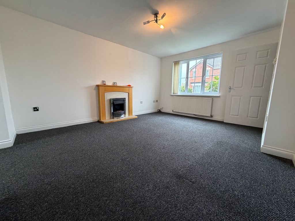 Property photo 3 of 14 Image