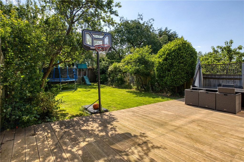 Property photo 3 of 14 Picture No. 16