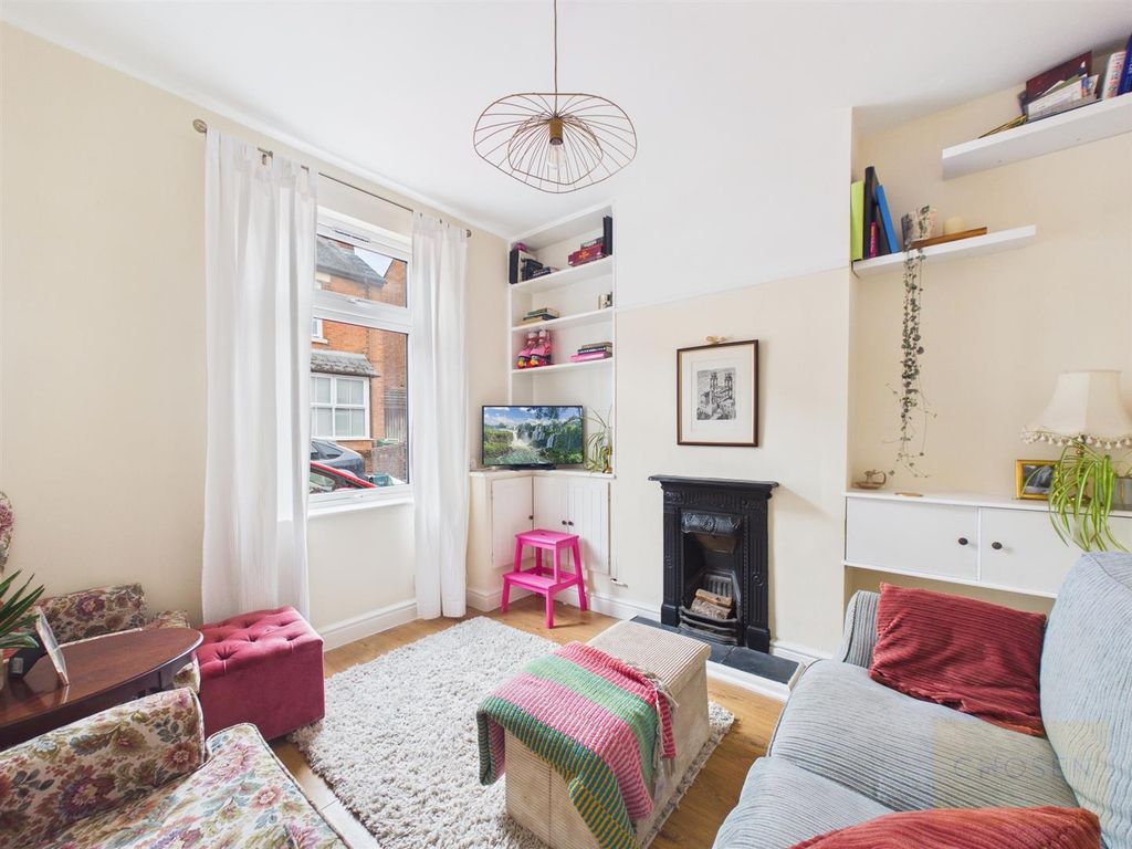 Property photo 3 of 14