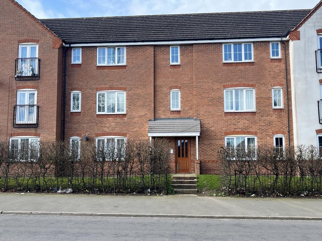 Property photo 3 of 17 Front (Exterior)