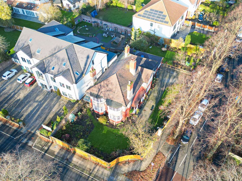 Property photo 3 of 43 Photo 3