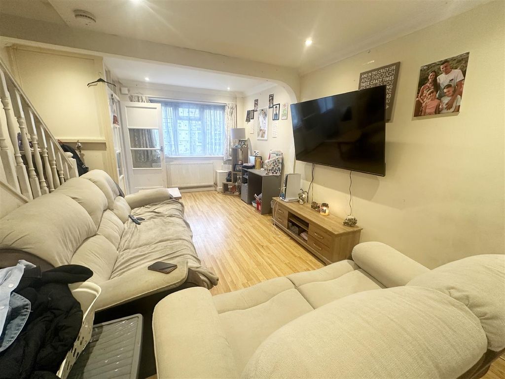 Property photo 2 of 15 Img_7002.Jpg