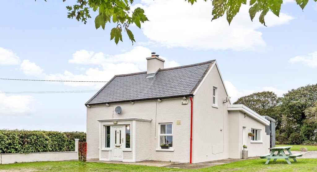 Property photo 1 of 35