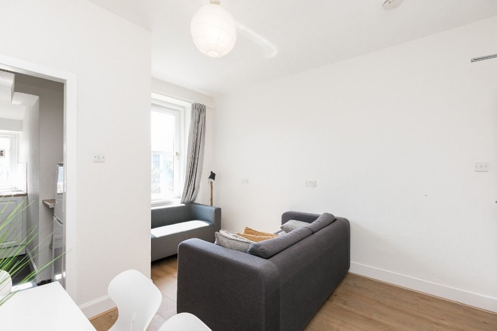 Property photo 3 of 16 Photo 3