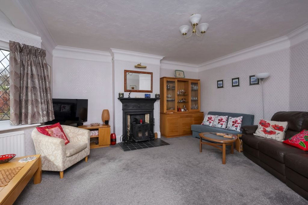 Property photo 3 of 19