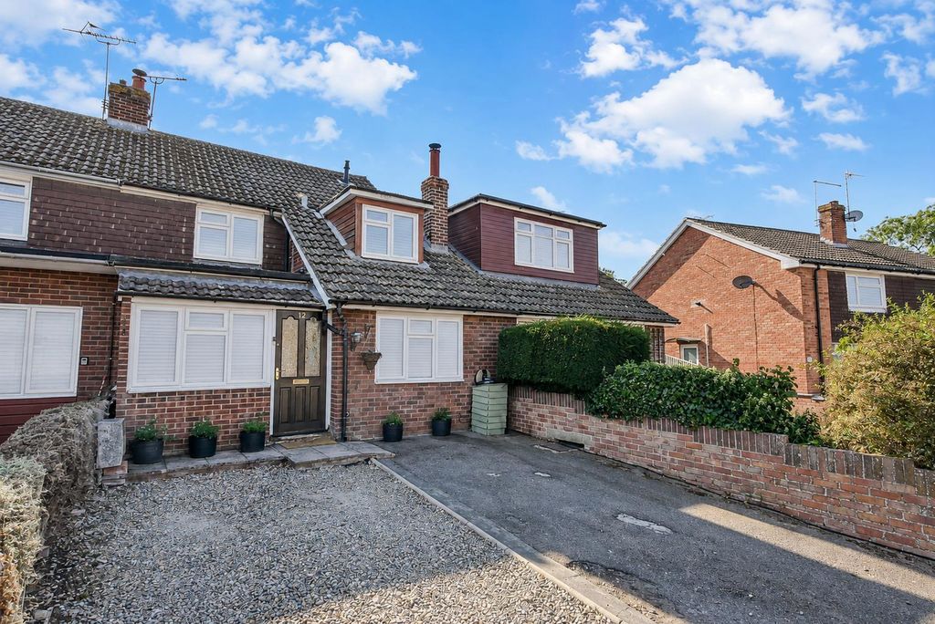 Property photo 1 of 14 Approach