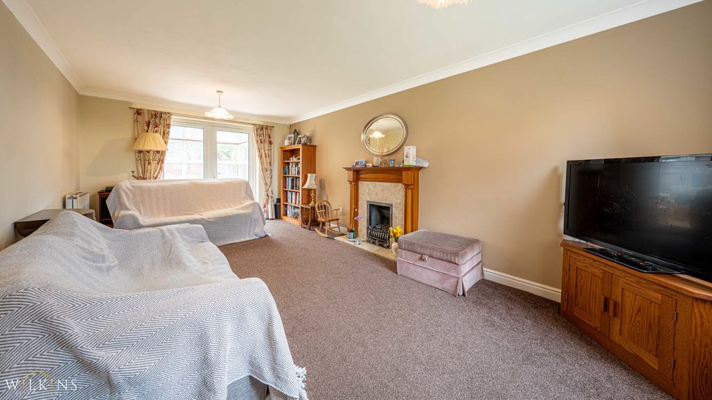 Property photo 3 of 33 Photograph