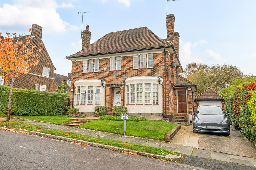 Property photo 1 of 13