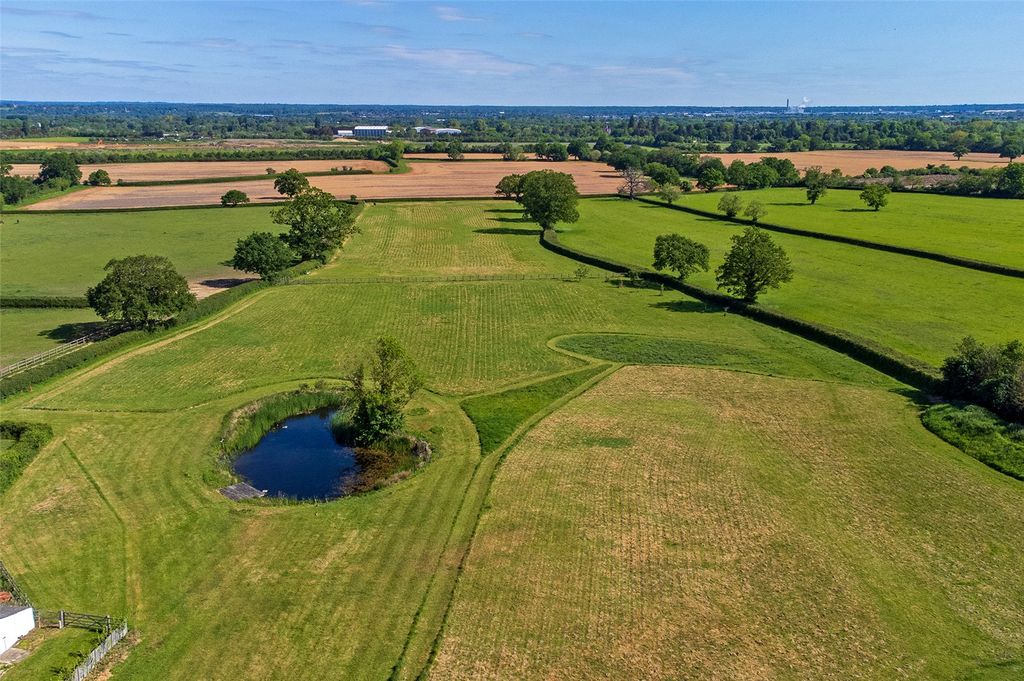 Property photo 2 of 37 Drone