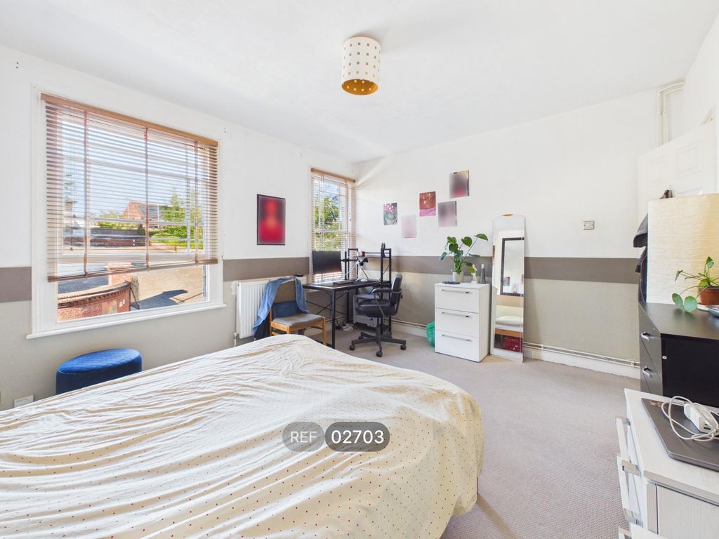 Property photo 3 of 13 Bedroom 1