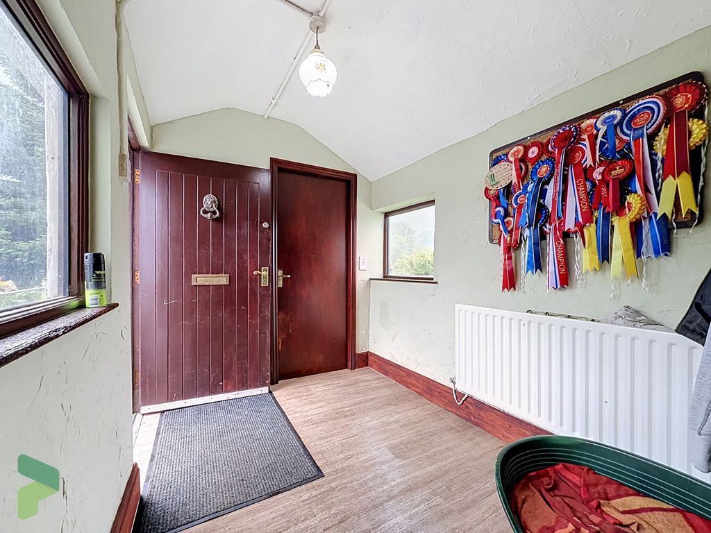 Property photo 3 of 31