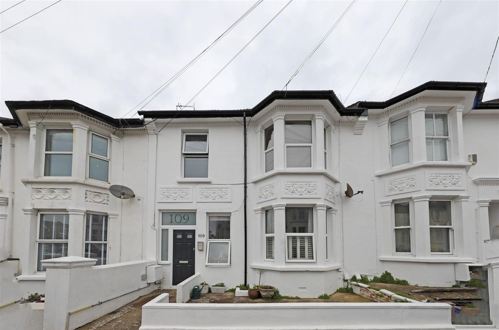 Property photo 1 of 14 Nicholas James Montgomery Front_.Jpg