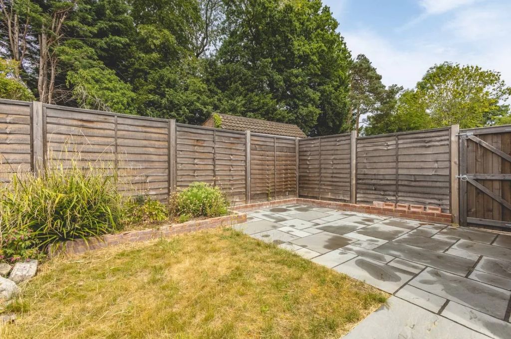 Property photo 3 of 10