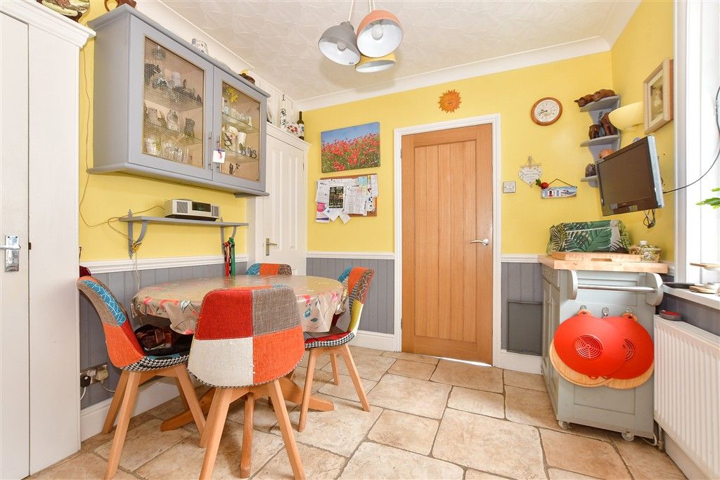 Property photo 3 of 14 Dining Area