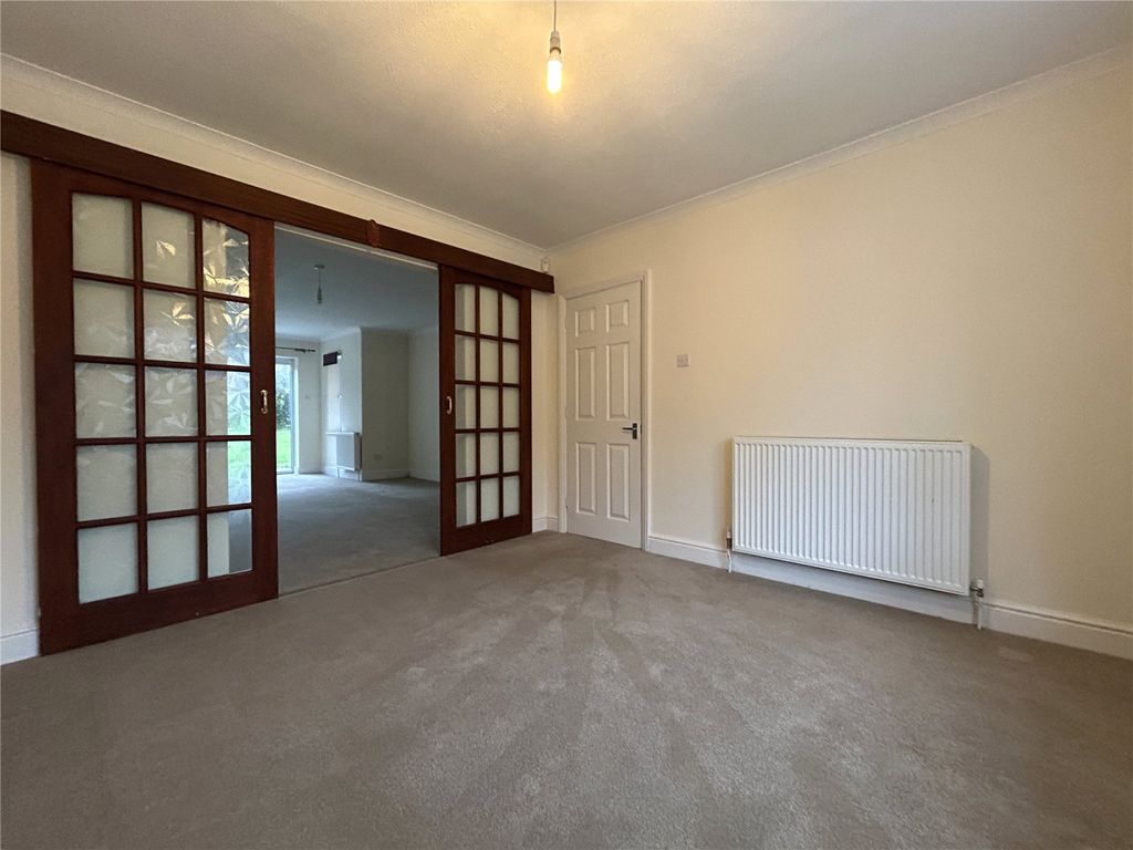 Property photo 3 of 14 Picture No. 23