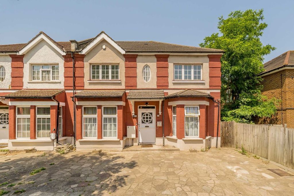 Property photo 1 of 7