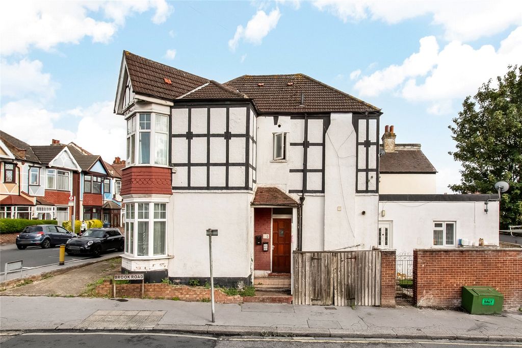 Property photo 1 of 10 Picture No. 21
