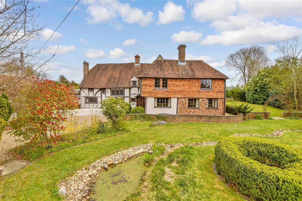 Property photo 2 of 30 External (Web)