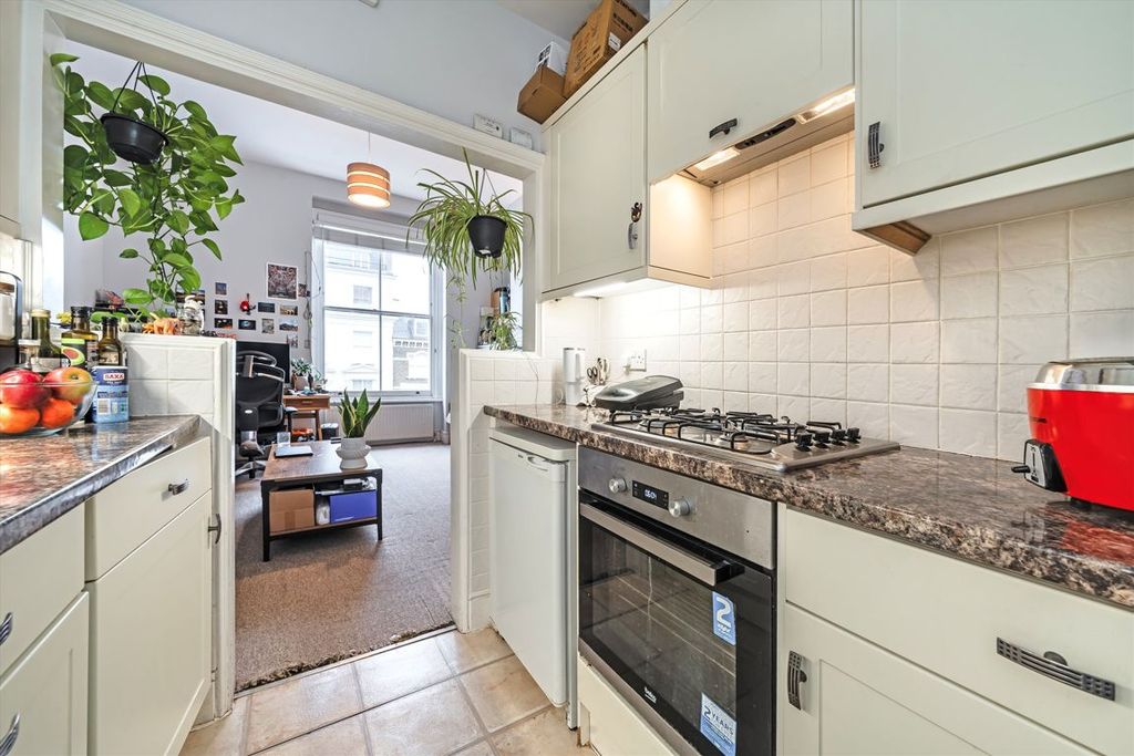 Property photo 3 of 5