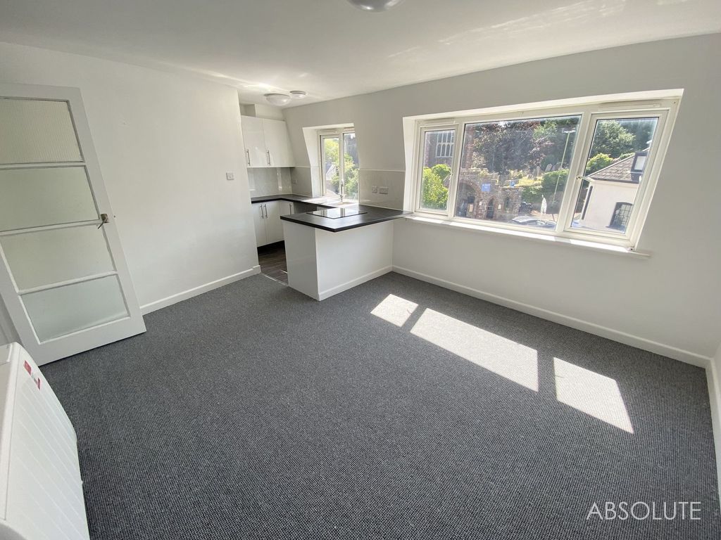 Property photo 2 of 7 Open Plan