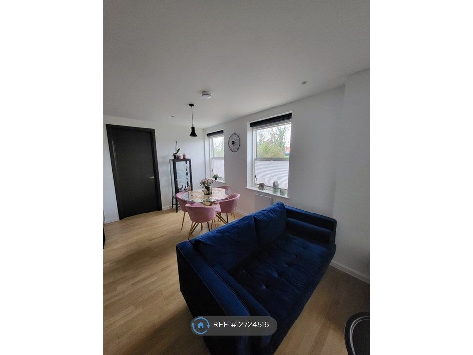 Property photo 3 of 22