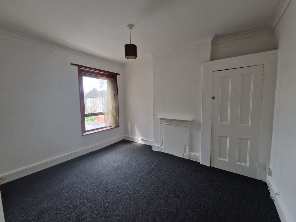 Property photo 3 of 13