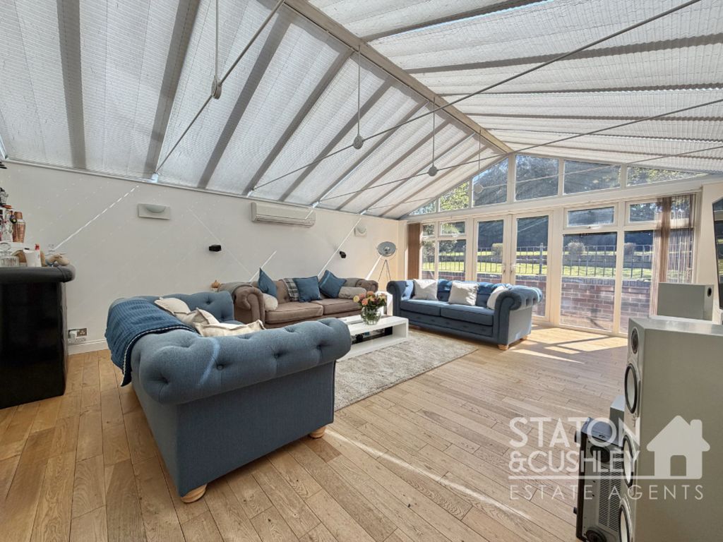 Property photo 3 of 28