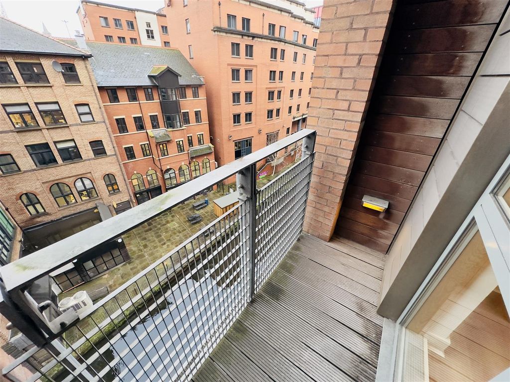 Property photo 3 of 9