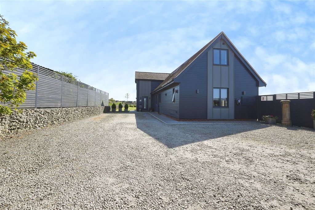 Property photo 1 of 36 Picture No. 26