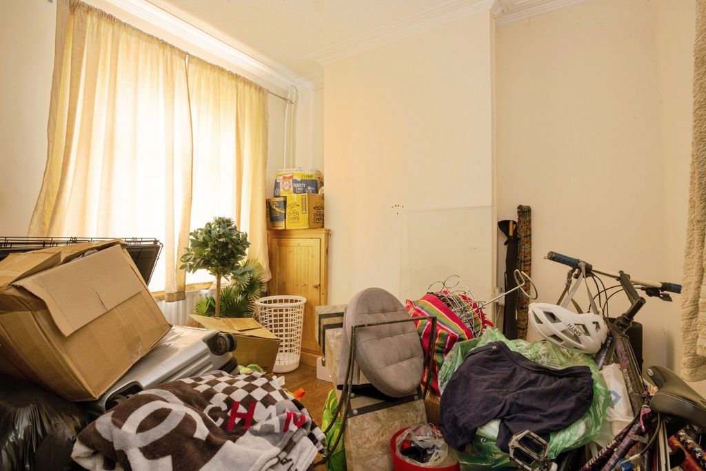 Property photo 2 of 20 Pbox-Img.Jpg